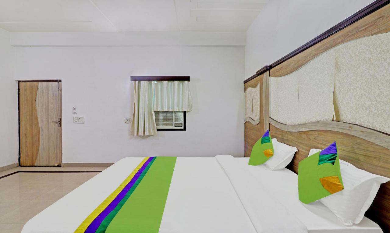 Hotel G B Palace Агра Экстерьер фото