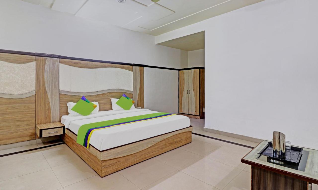 Hotel G B Palace Агра Экстерьер фото