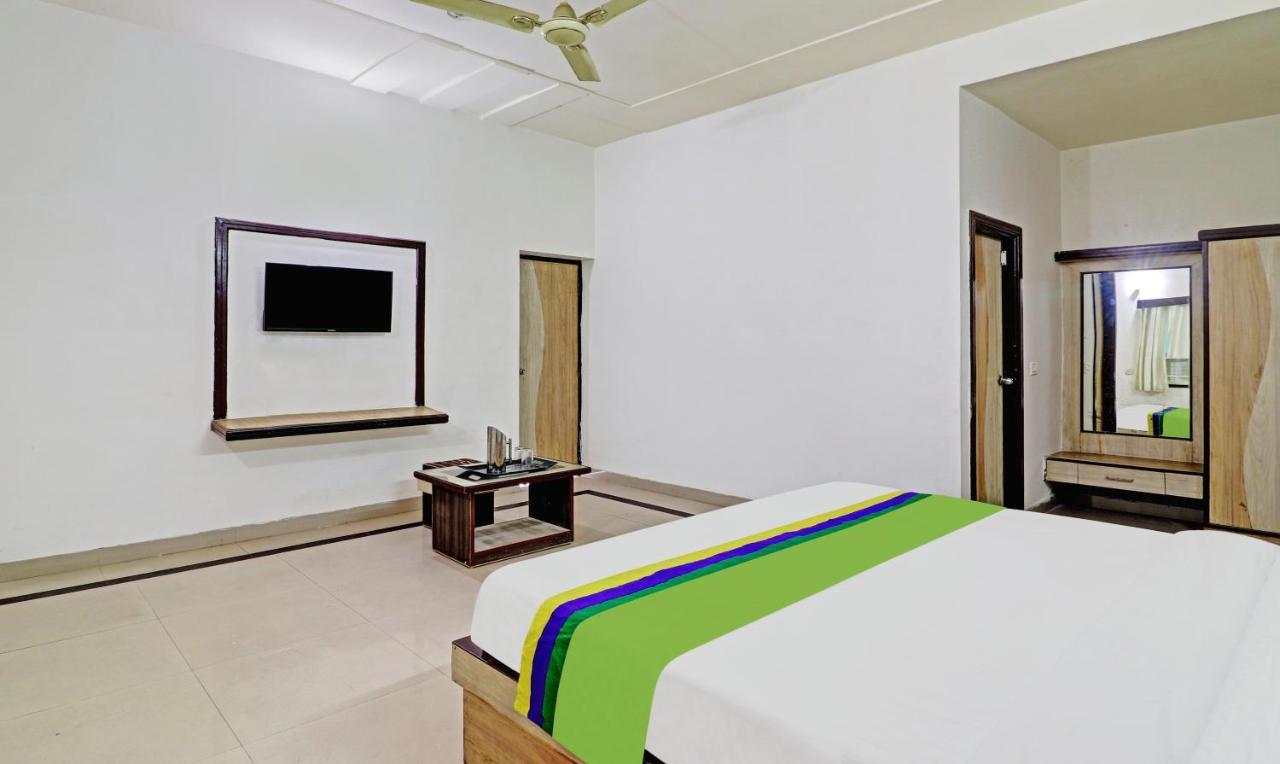 Hotel G B Palace Агра Экстерьер фото