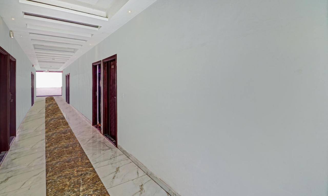 Hotel G B Palace Агра Экстерьер фото