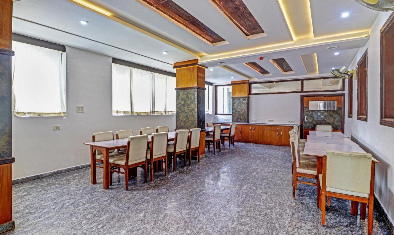 Hotel G B Palace Агра Экстерьер фото