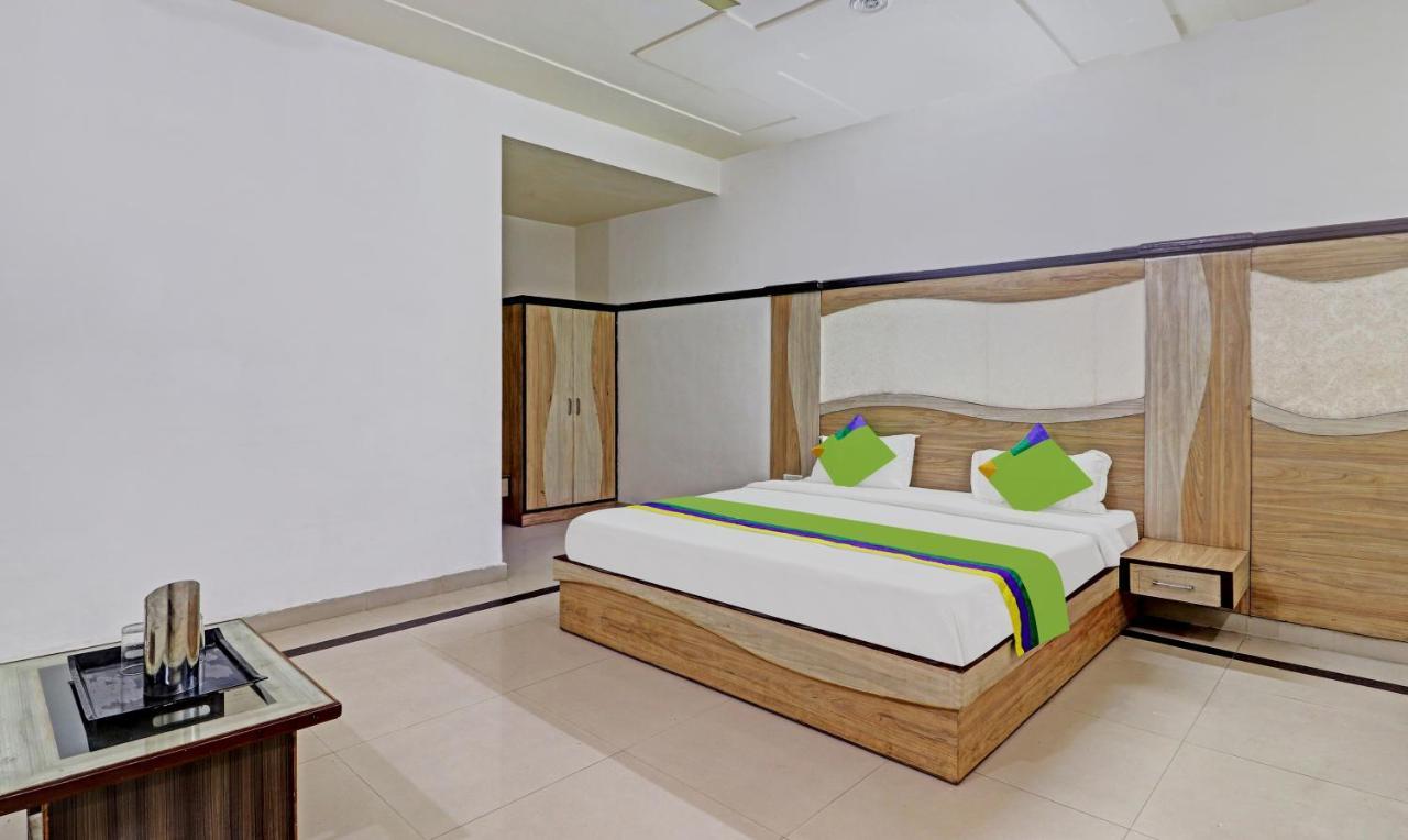 Hotel G B Palace Агра Экстерьер фото